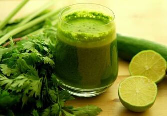 zelené smoothie pro pitnou dietu